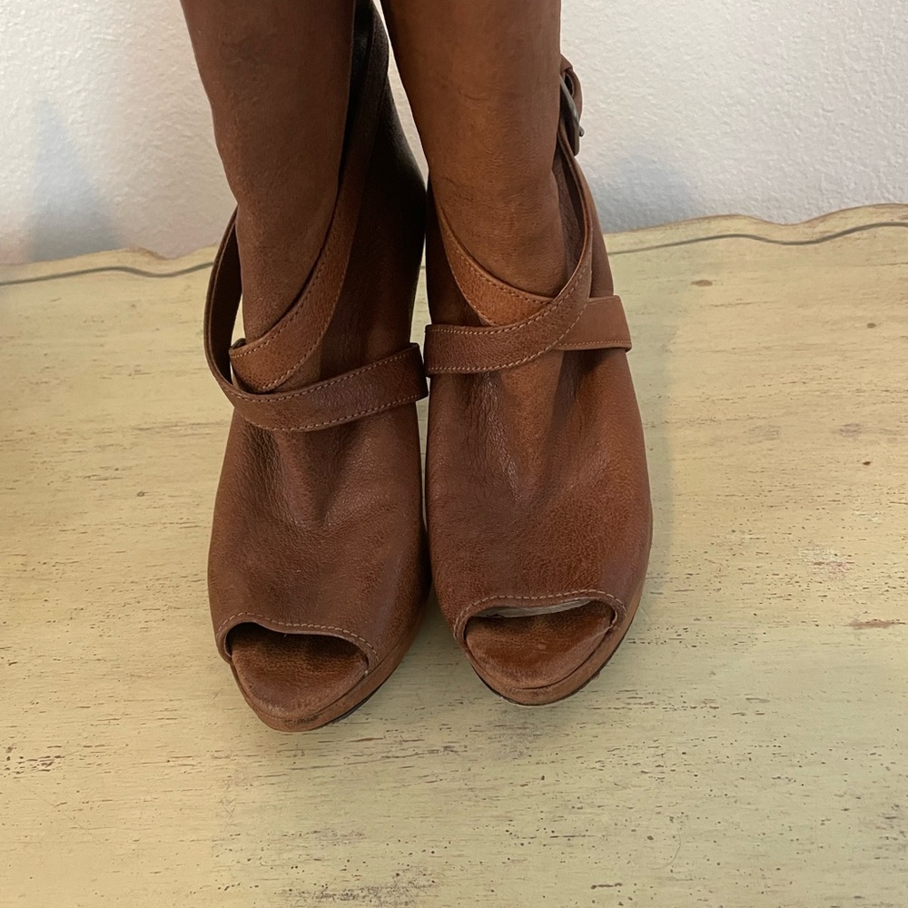 PRADA Made in Italy Platform Peep Toe Ankle Bootie w/Double Wrap Strap Size 38 - Picture 6 of 9